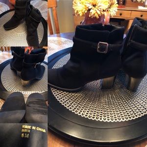 Women’s short boots made of microfiber